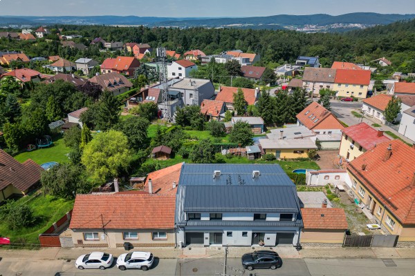 Pronájem rodinného domu 5+kk v Soběšicích s garáží a zahrádkou