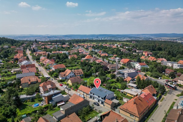 Pronájem rodinného domu 5+kk v Soběšicích s garáží a zahrádkou